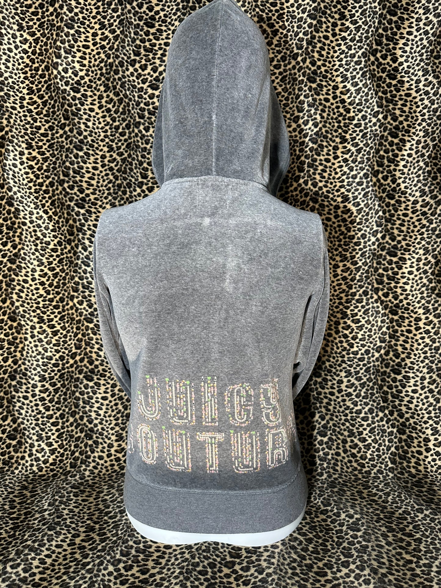 (S)vtg early 2000s grey juicy couture zip up