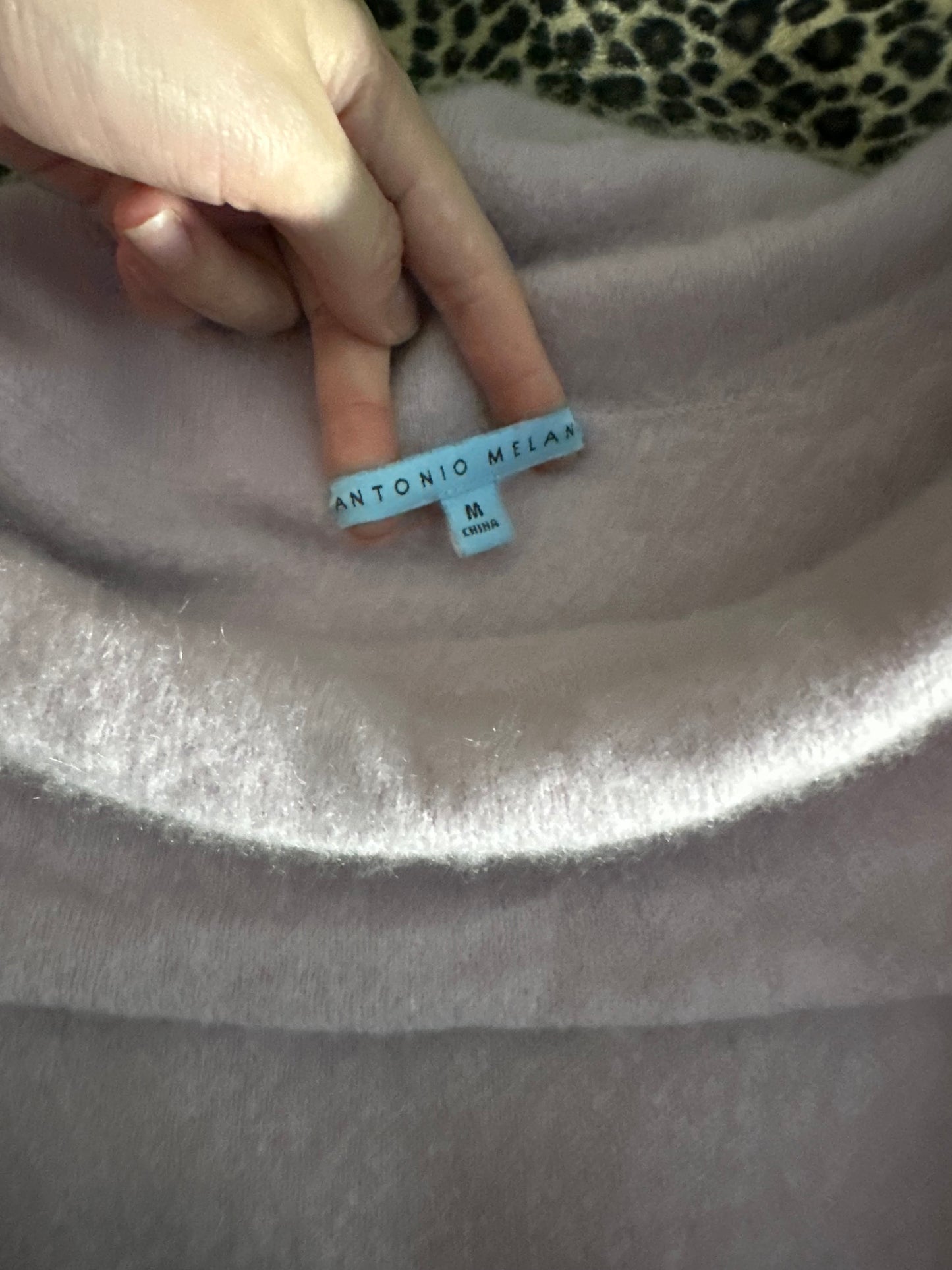 (M)mauve/baby pink fleece off the shoulder long sleeve