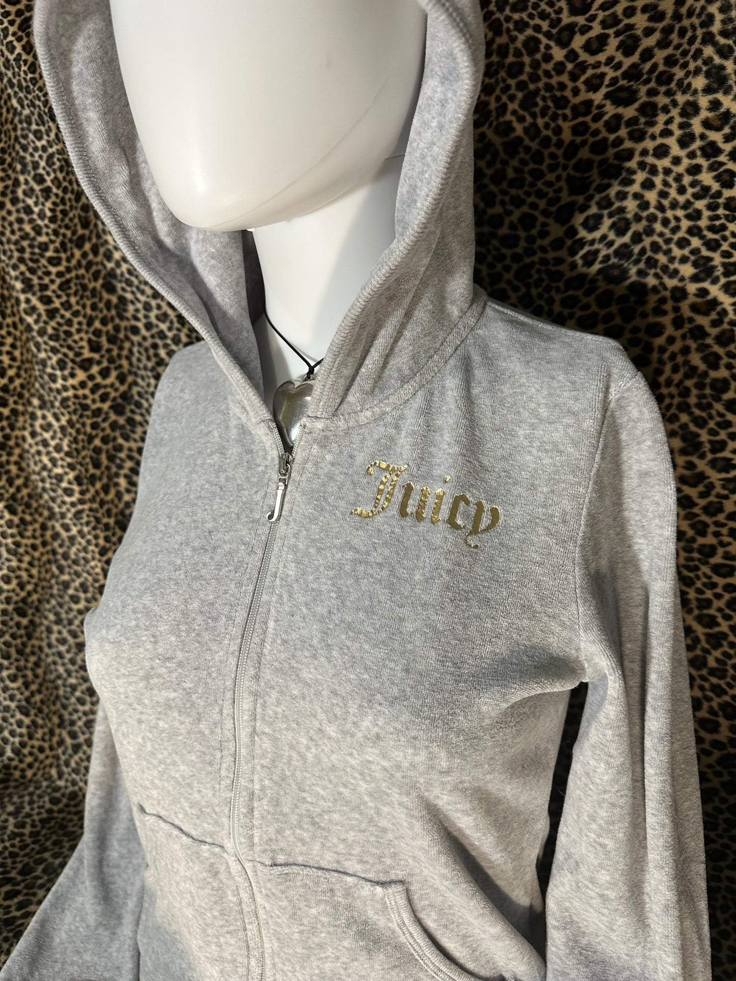 (S-M)light grey & gold juicy couture zip up