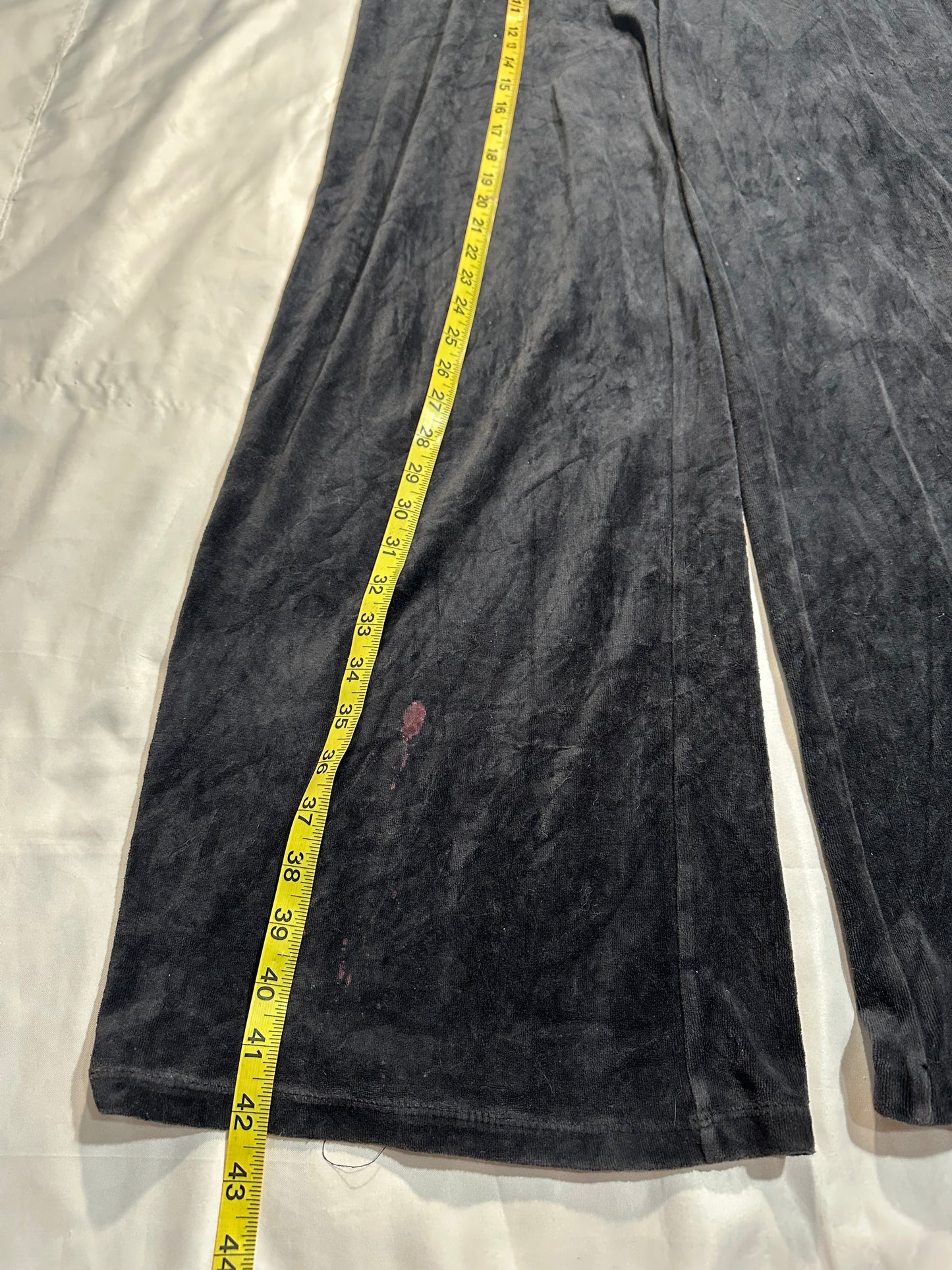 (L)vtg juicy couture “juicy” flared sweats