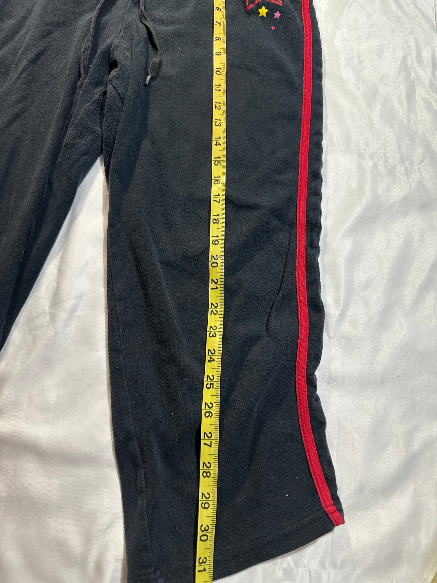 (L)early 2000s monkey “hottie” capri sweats
