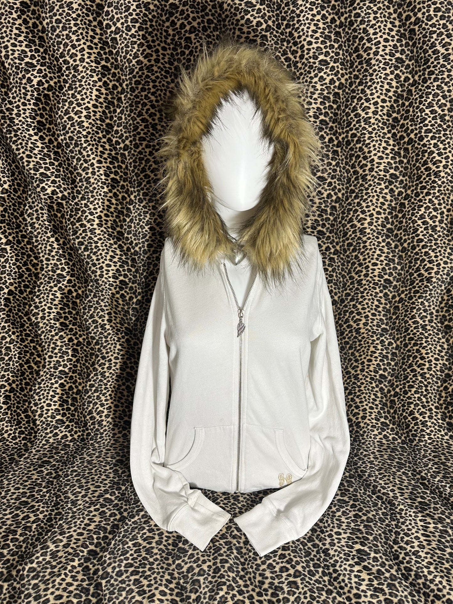 reworked vs pink white angel zip up