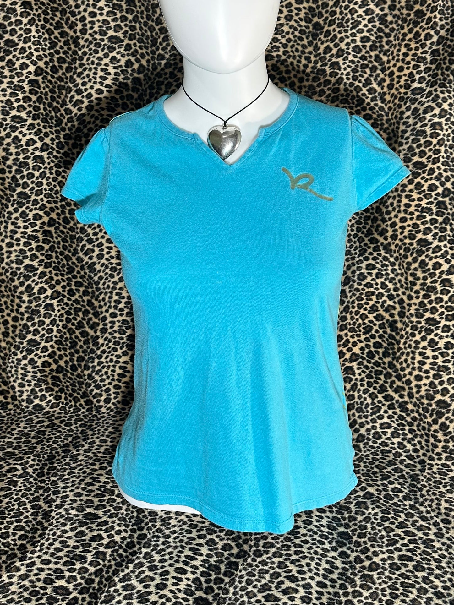 (XS)blue rocawear baby tee