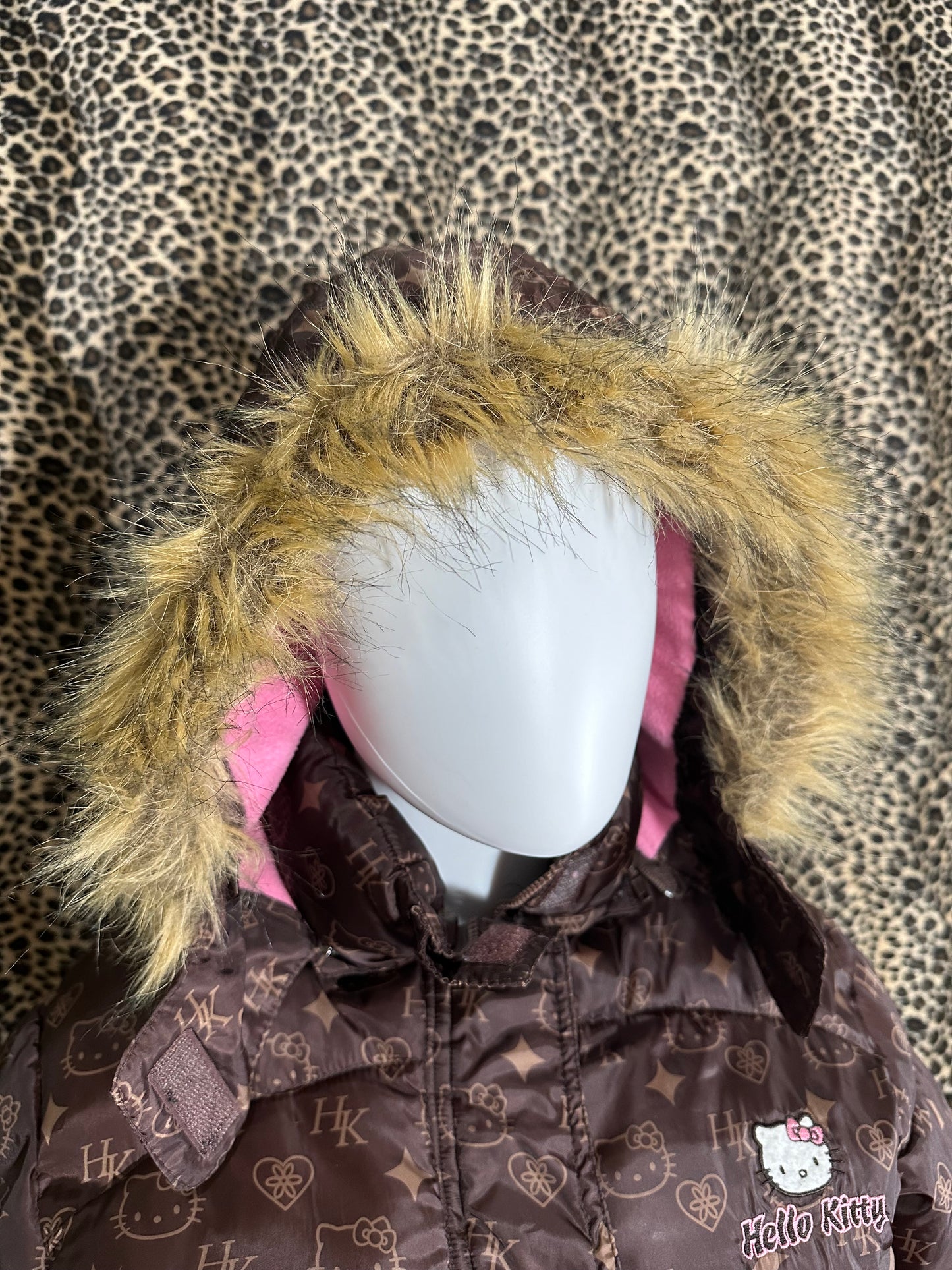 sanrio hk fur puffer zip up