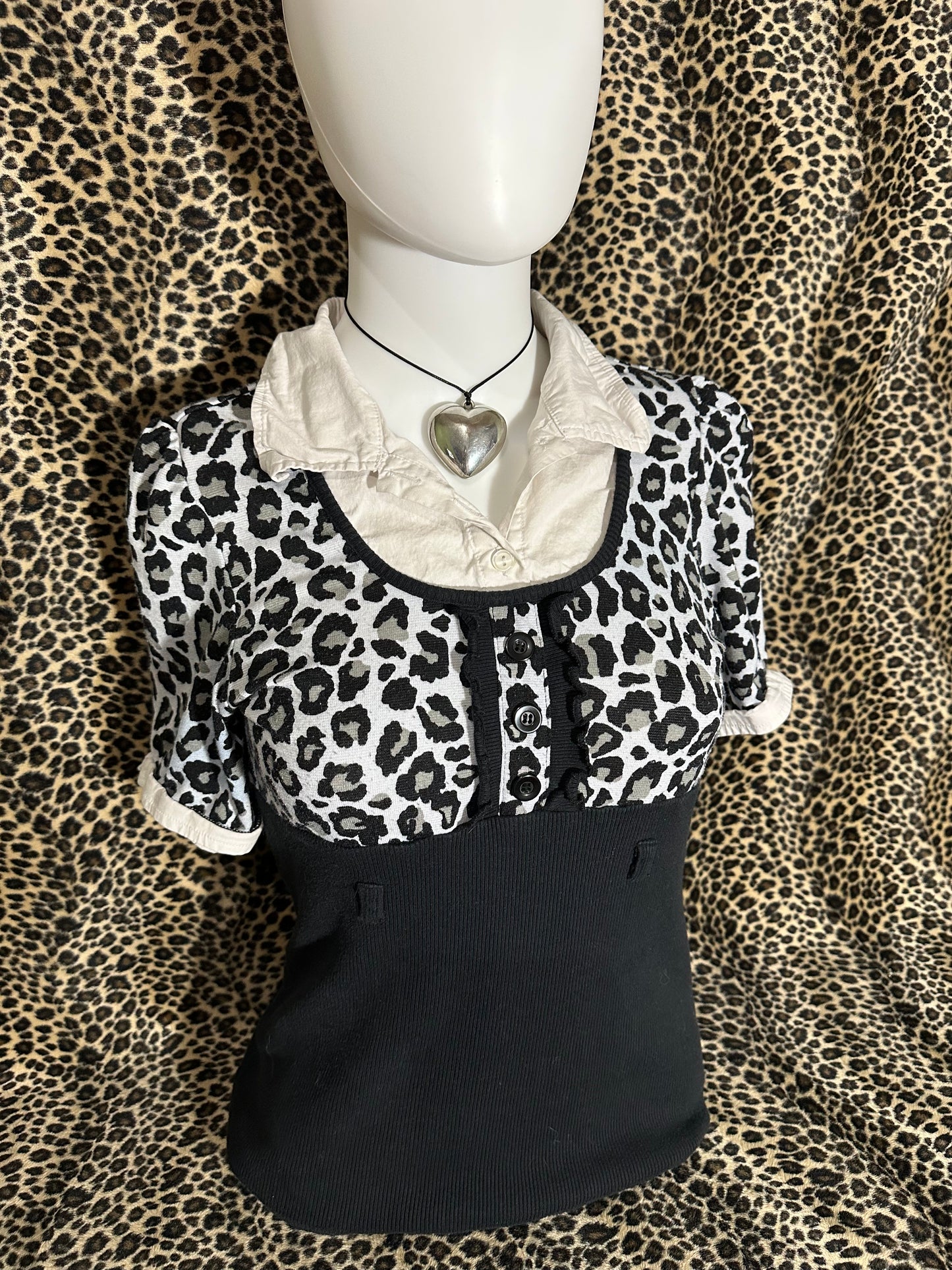 (XL)collared leopard print top