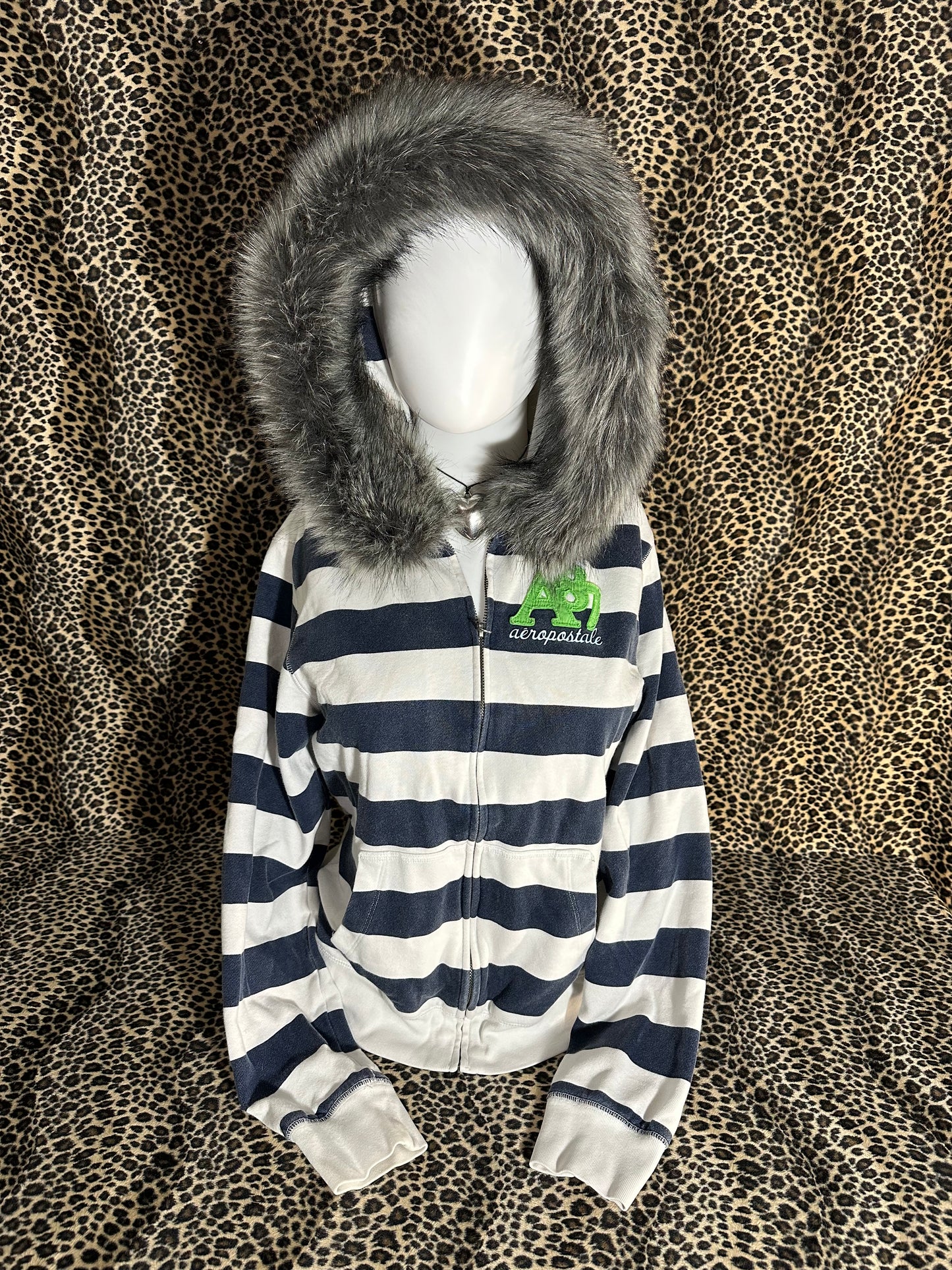 (L)reworked hand sewn vtg aeropastle fur zip up