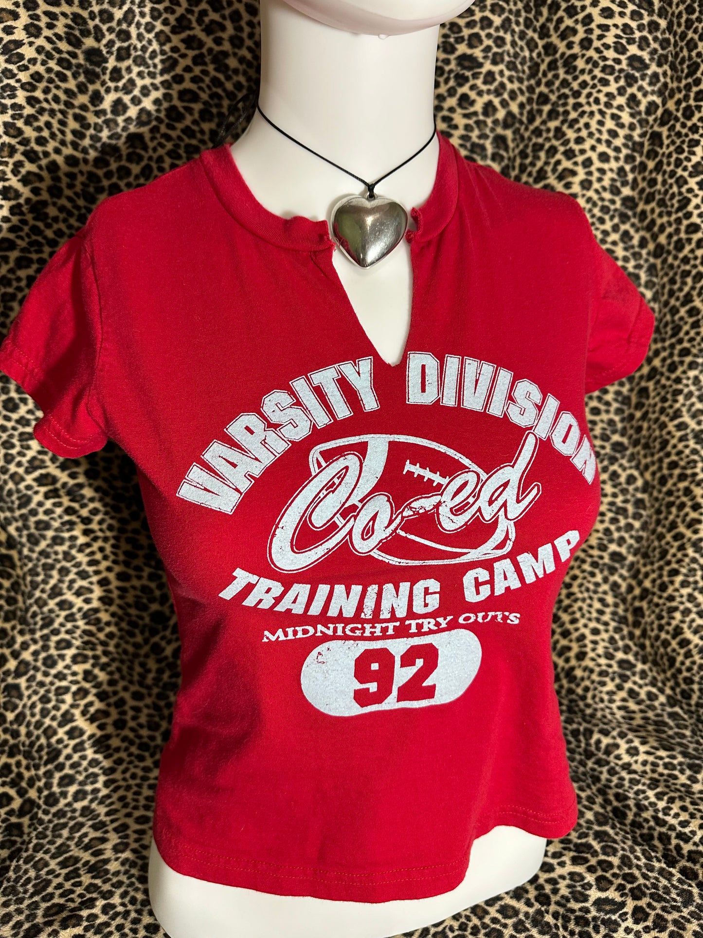 (S) vtg no boundaries training camp baby tee