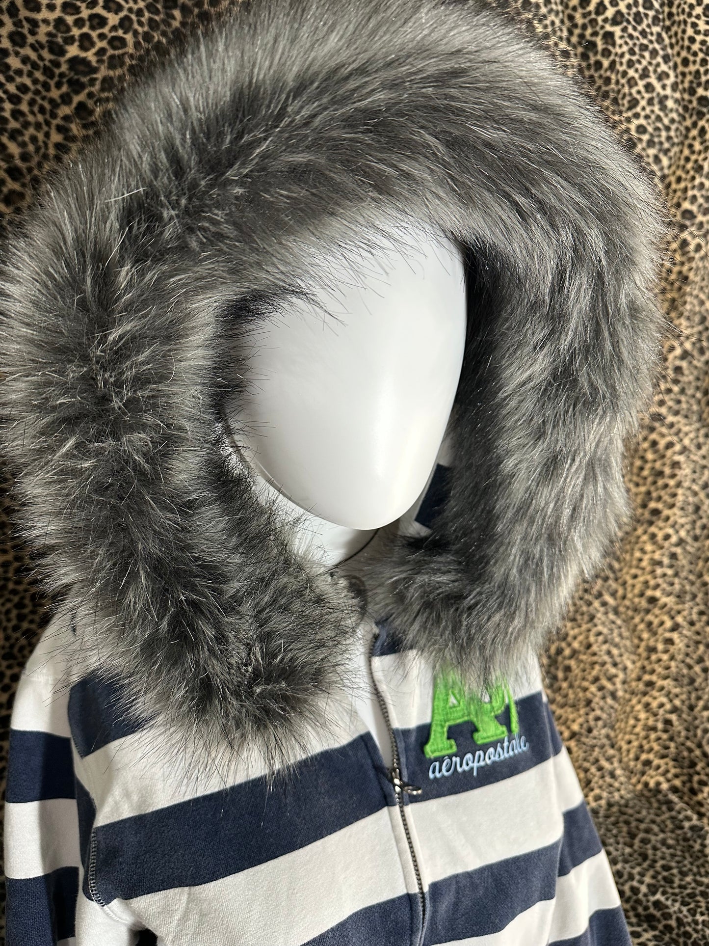 (L)reworked hand sewn vtg aeropastle fur zip up