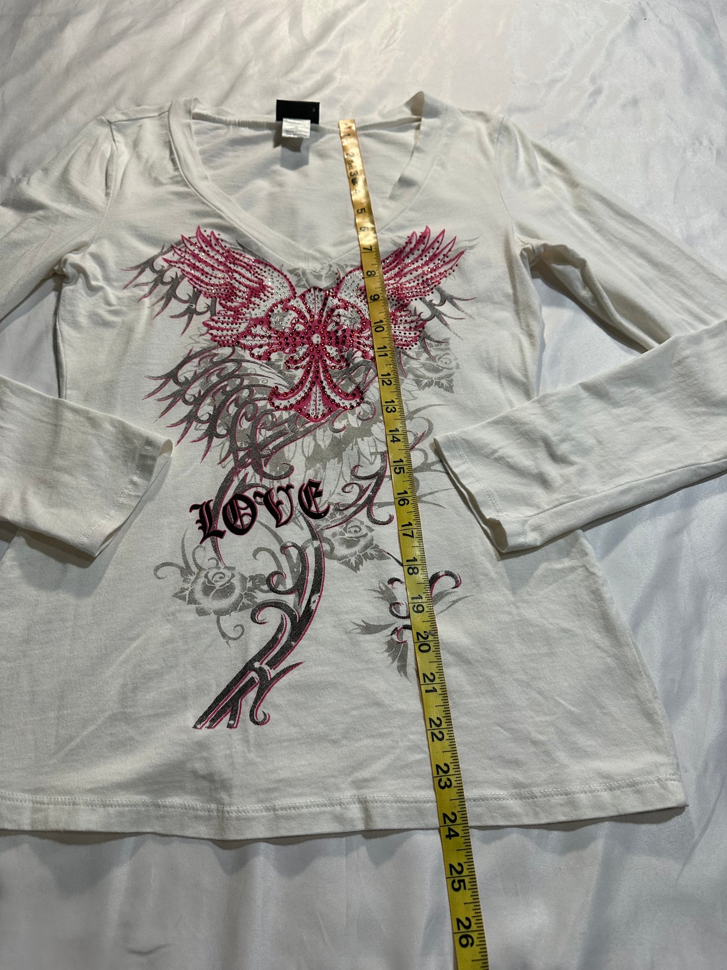 (M)cyber y2k styled white & pink long sleeve