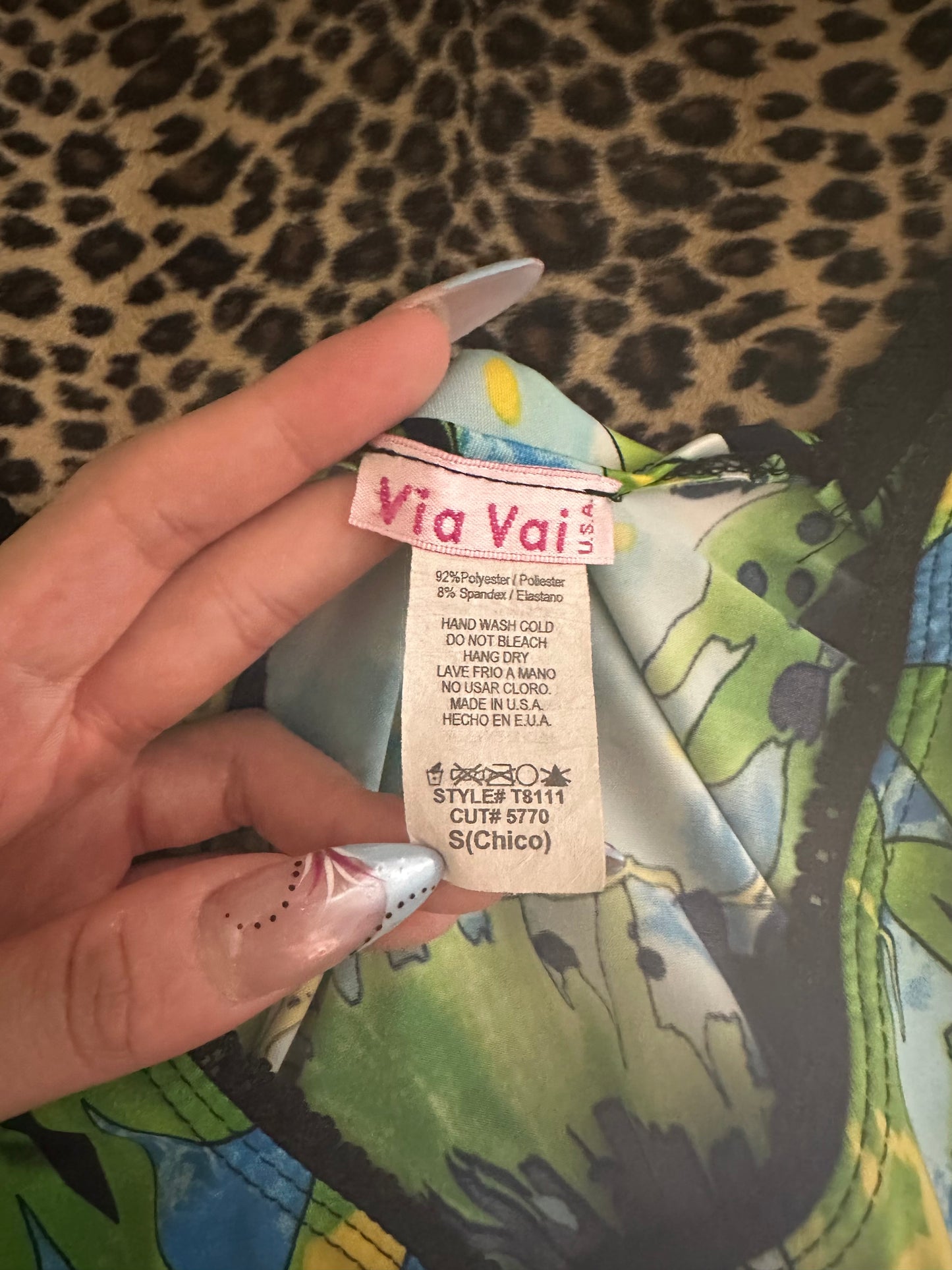 (S)vtg early 2000s tropical lace tank top