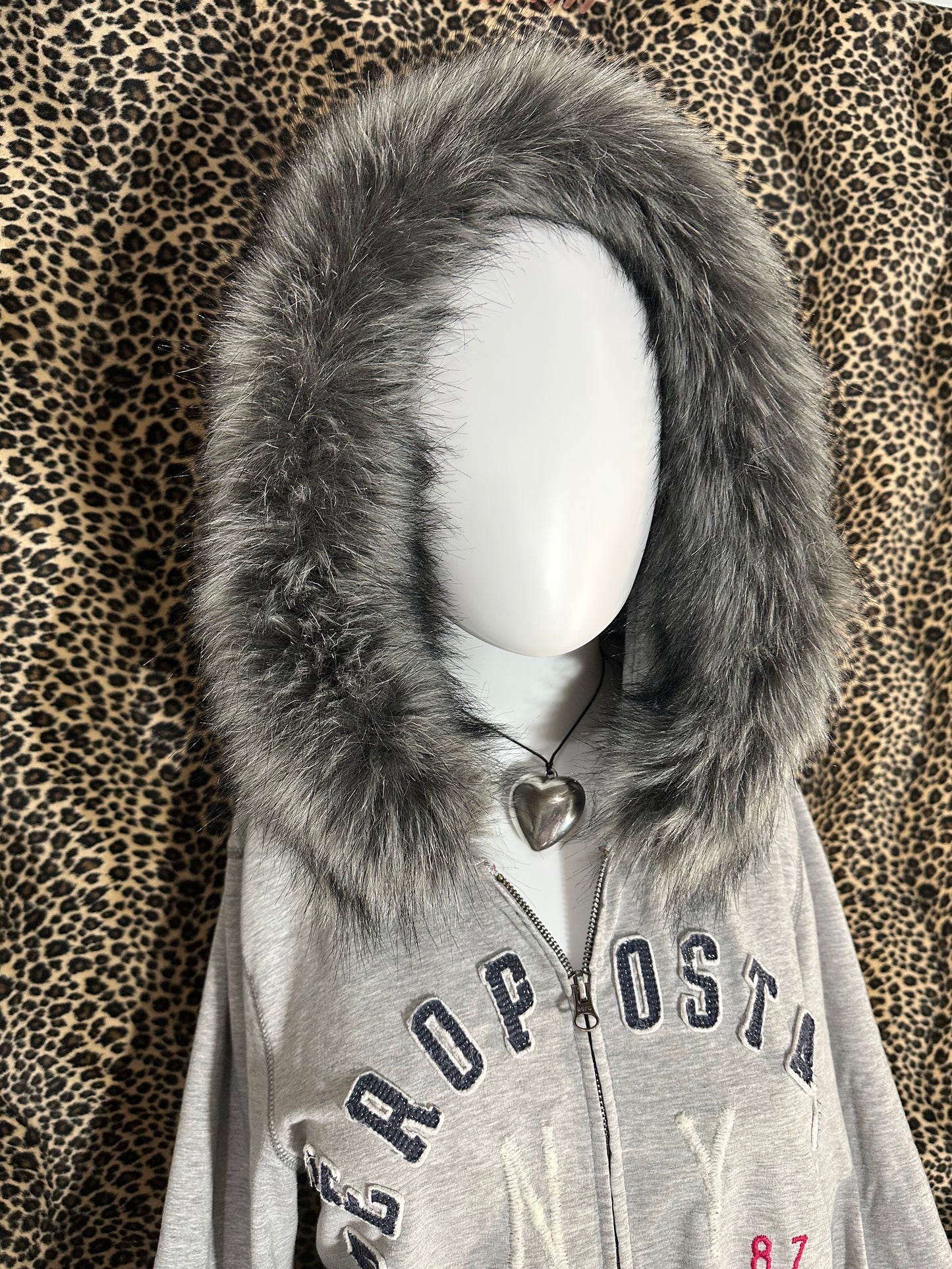 (XL)grey aeropastle reworked fur zip up
