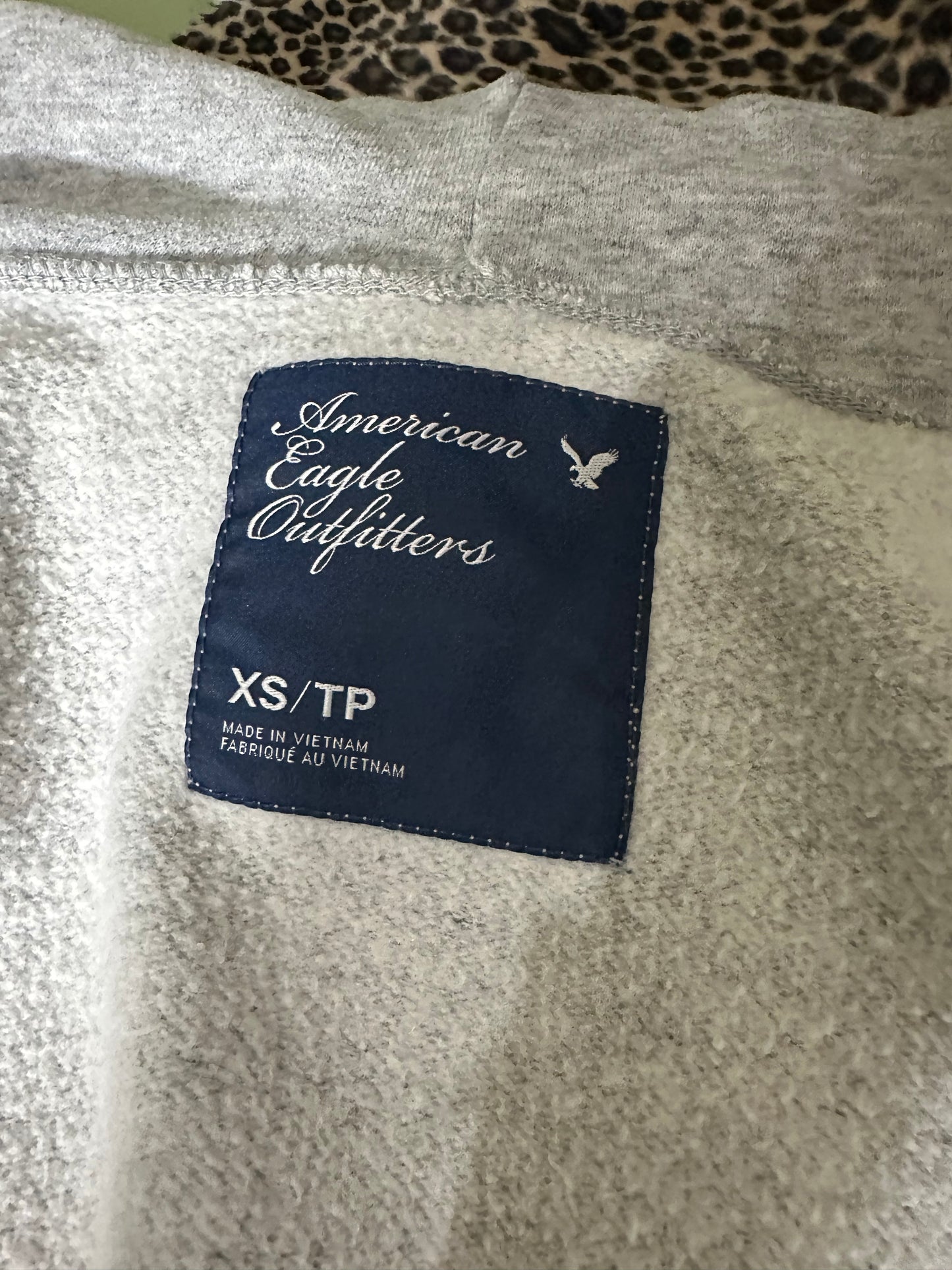 (XS)american eagle grey fitted zip up