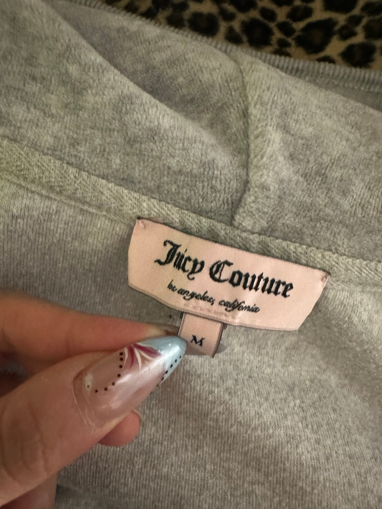 (S-M)light grey & gold juicy couture zip up