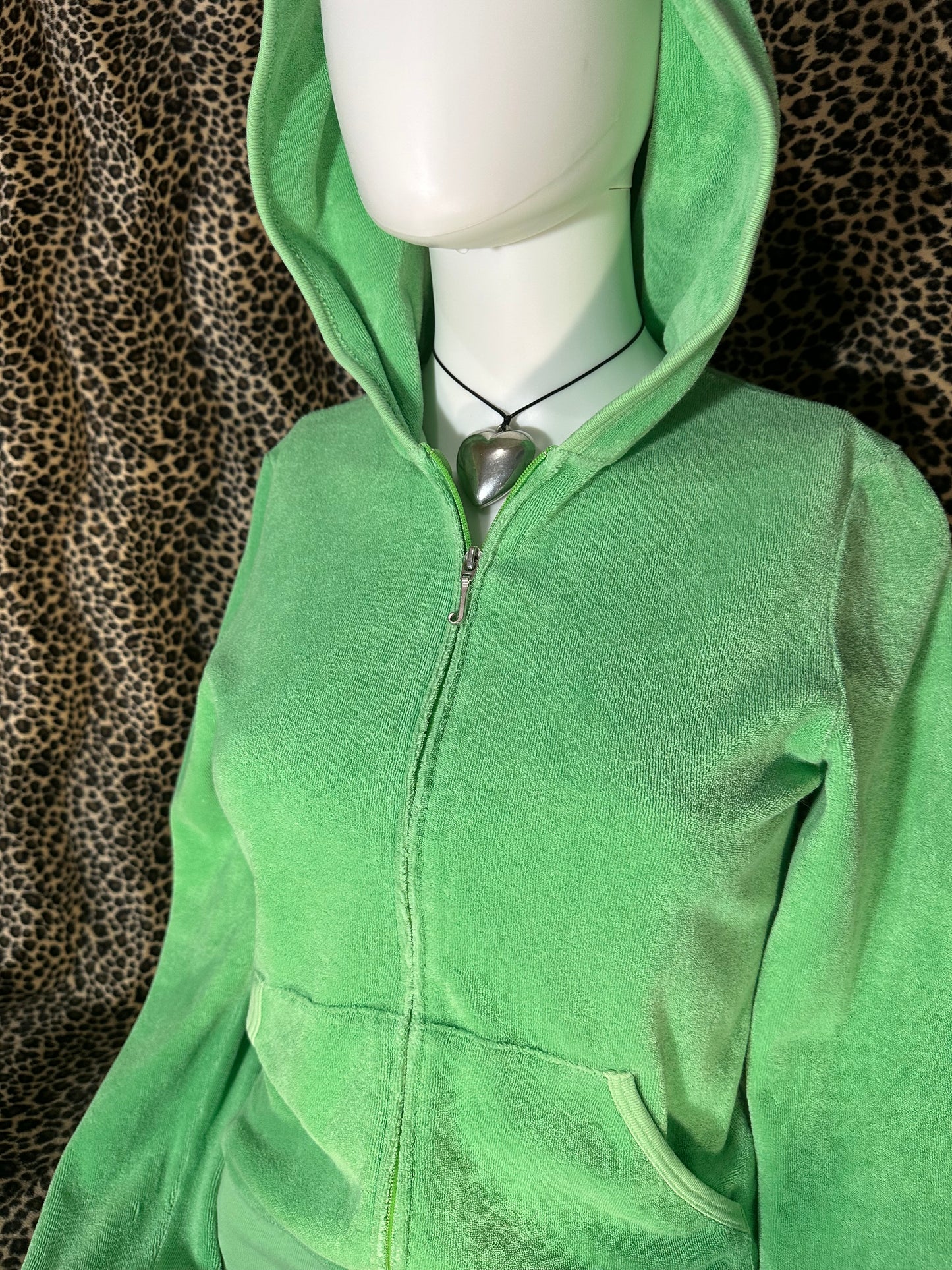 (M)vtg early 2000s green terry cloth zip up