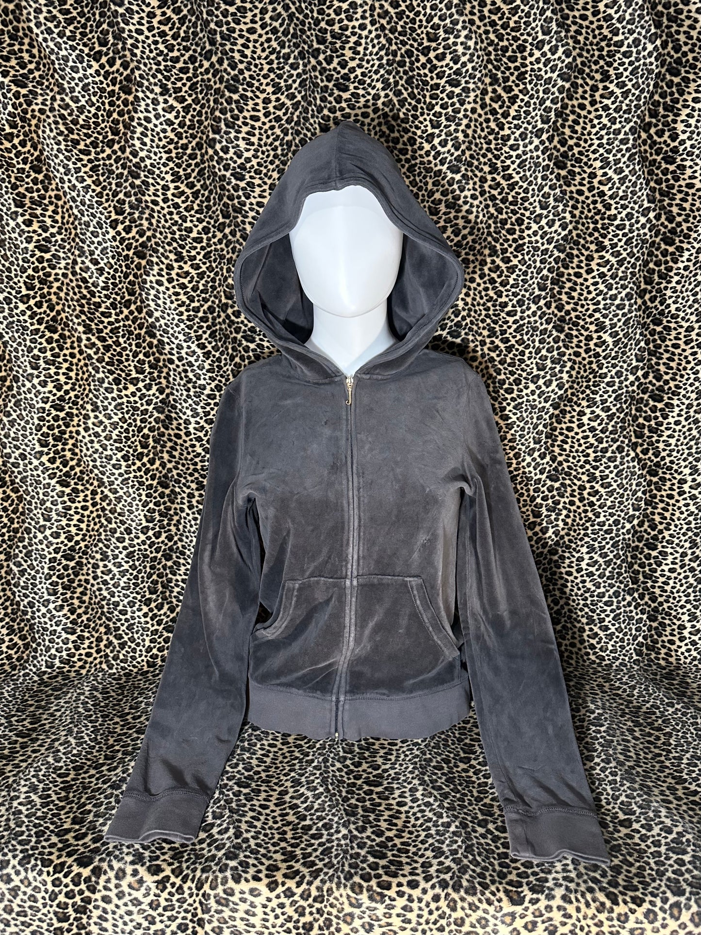 (M)juicy couture dark grey zip up