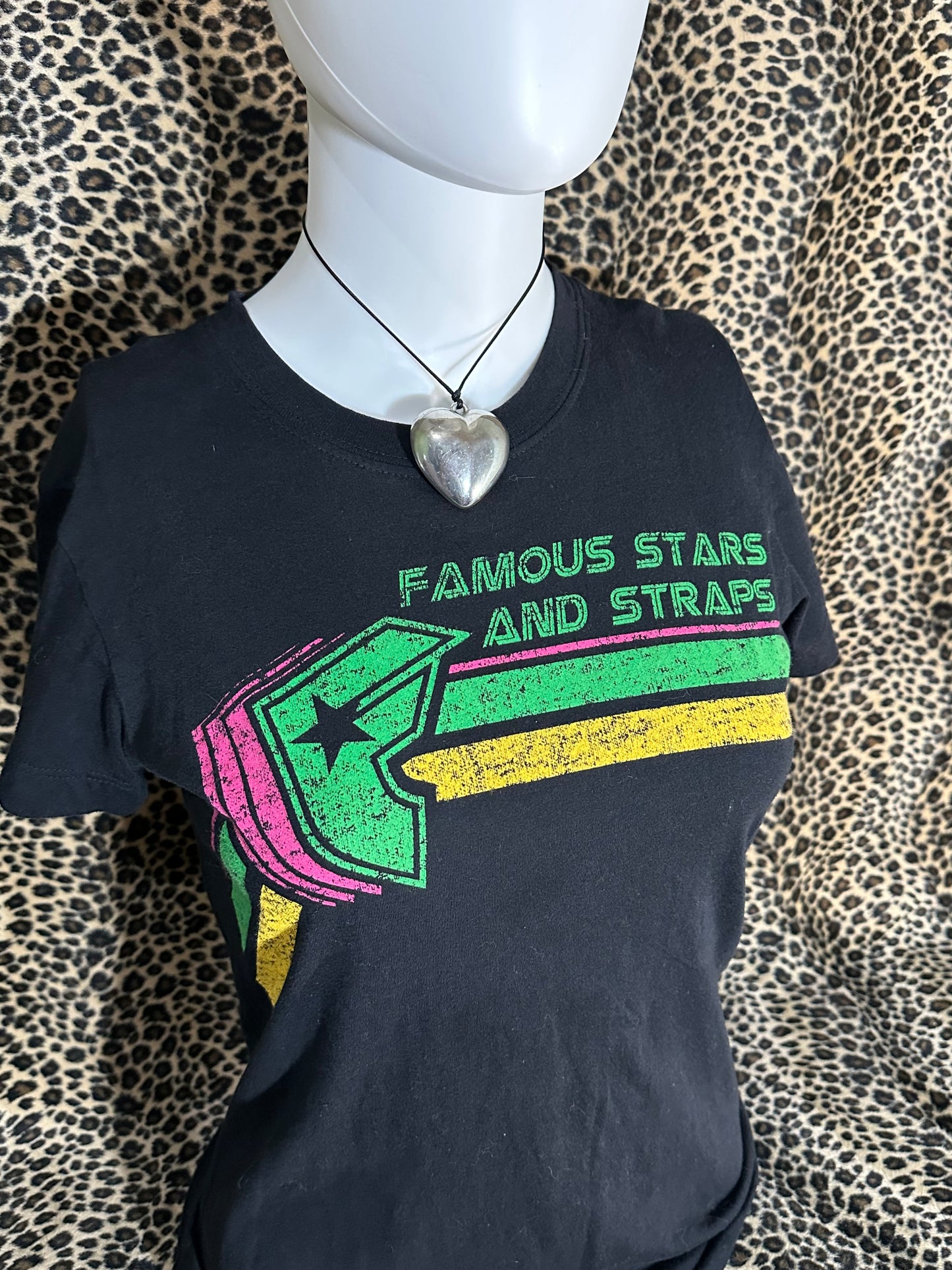(M)famous stars & straps top