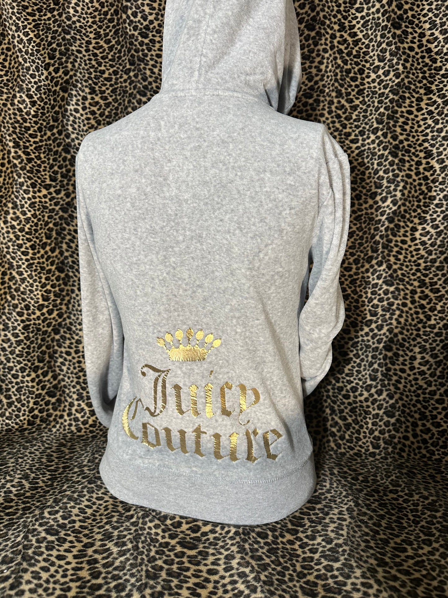 (S-M)light grey & gold juicy couture zip up