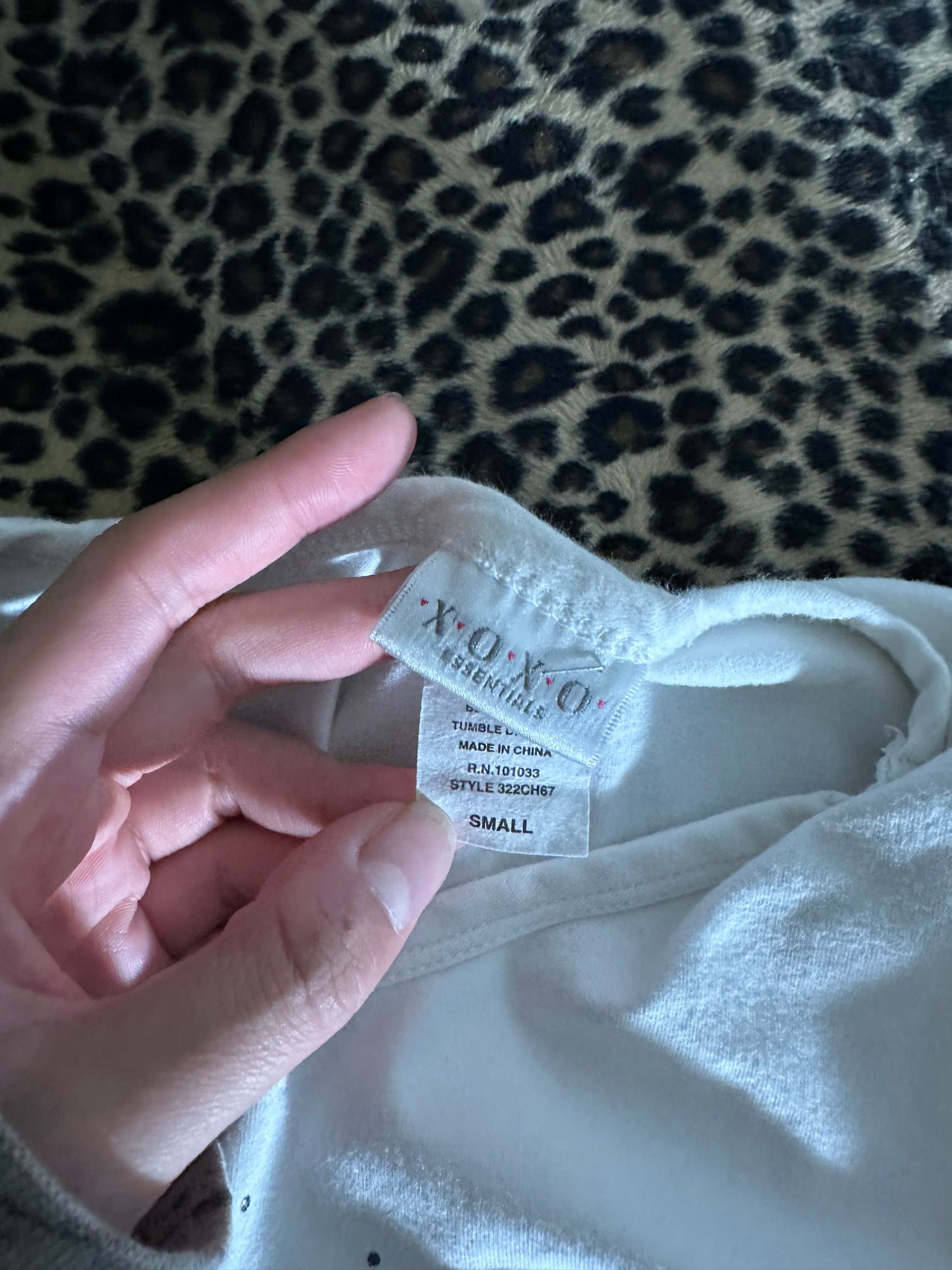 (S)early 2000s bedazzled star 3/4 top