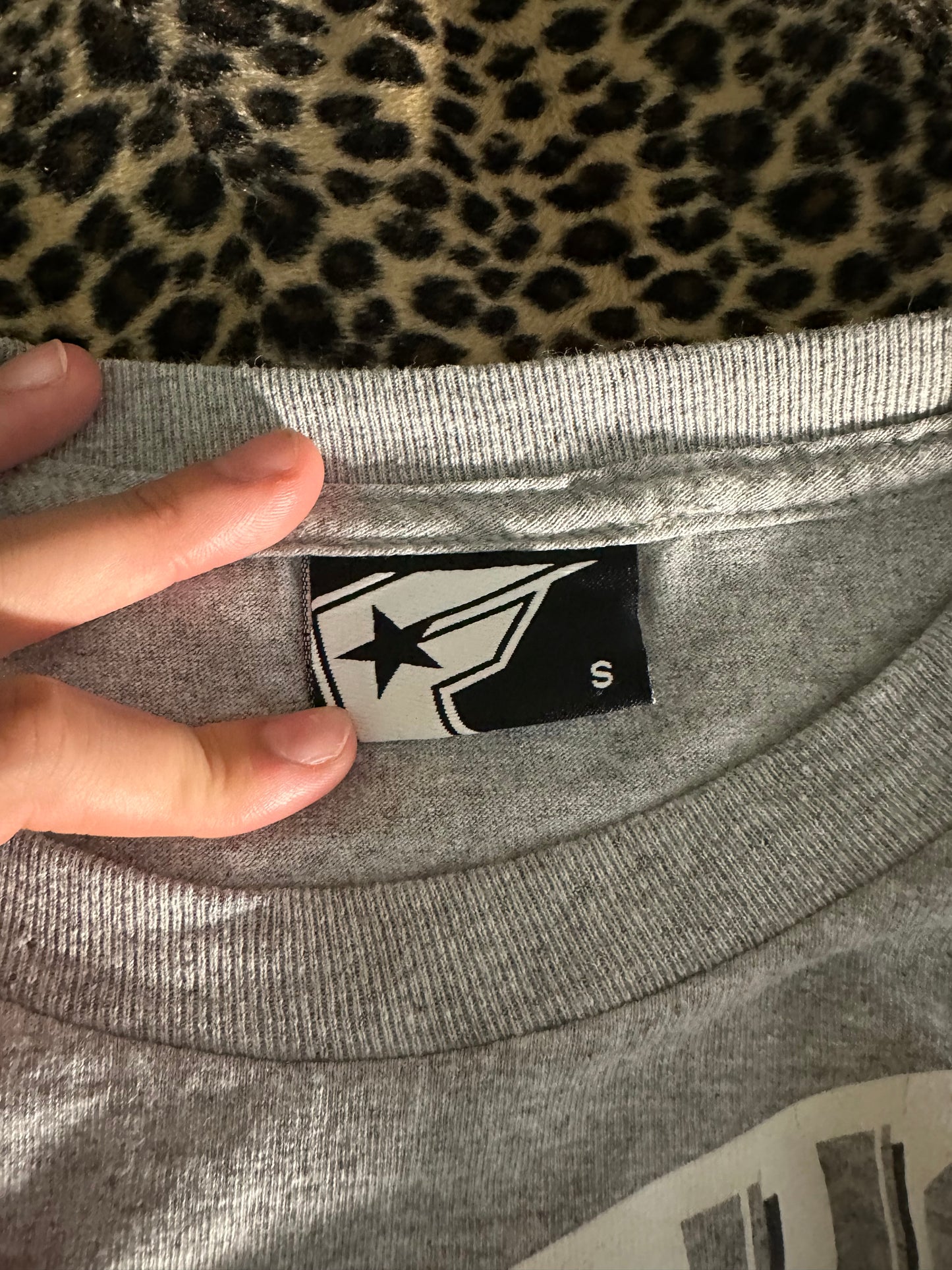 (S) famous stars & straps grey baby tee