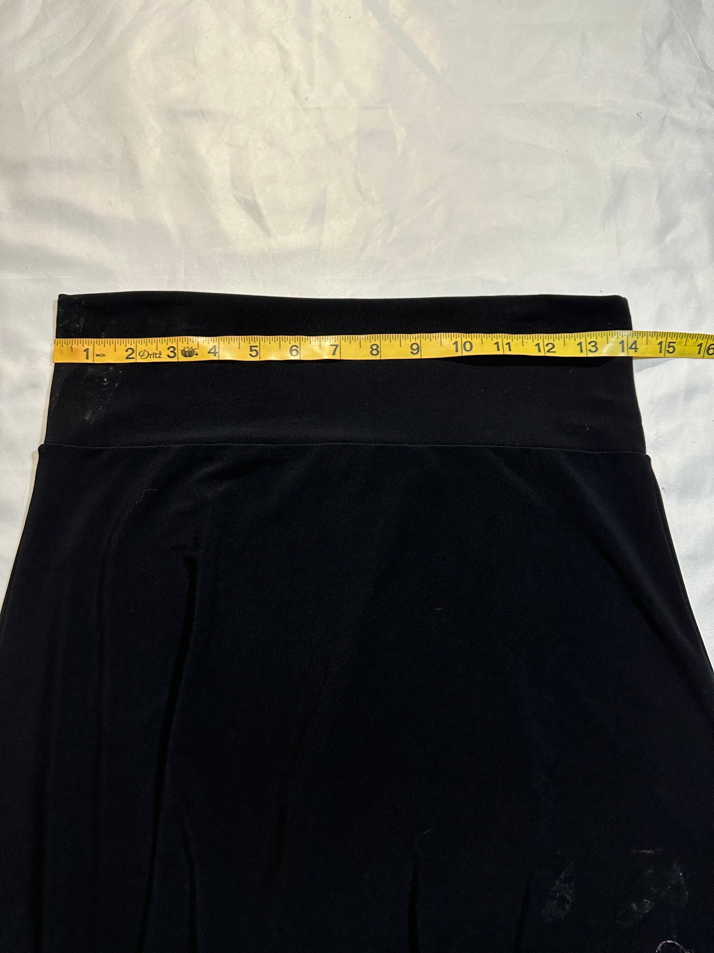 (M)early 2000s black asymmetrical flower skirt