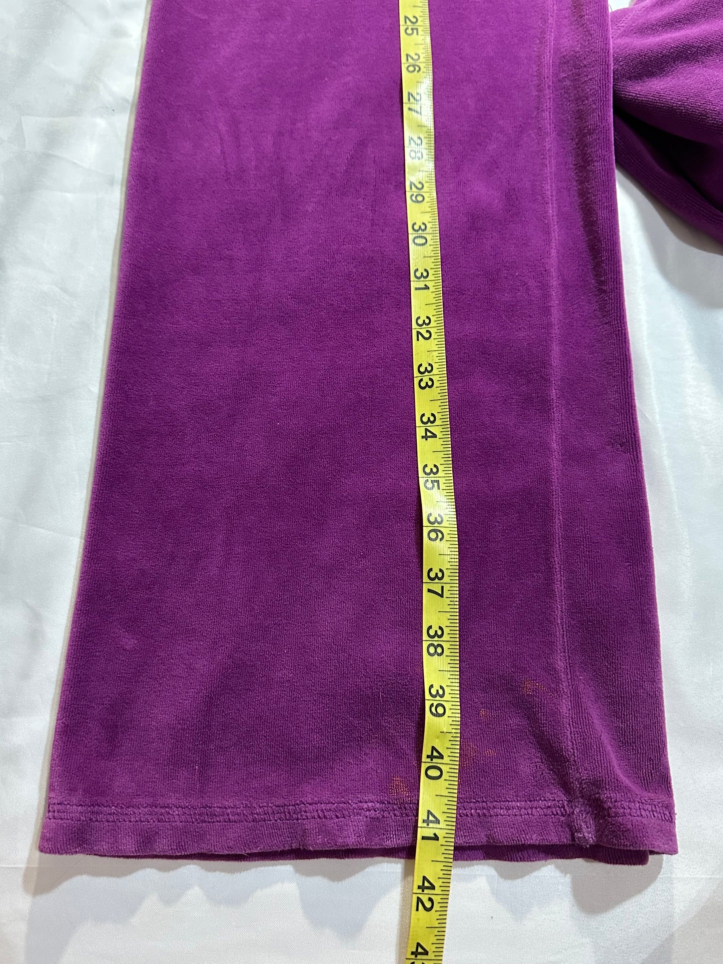 (M)magenta velour juicy couture flared sweats