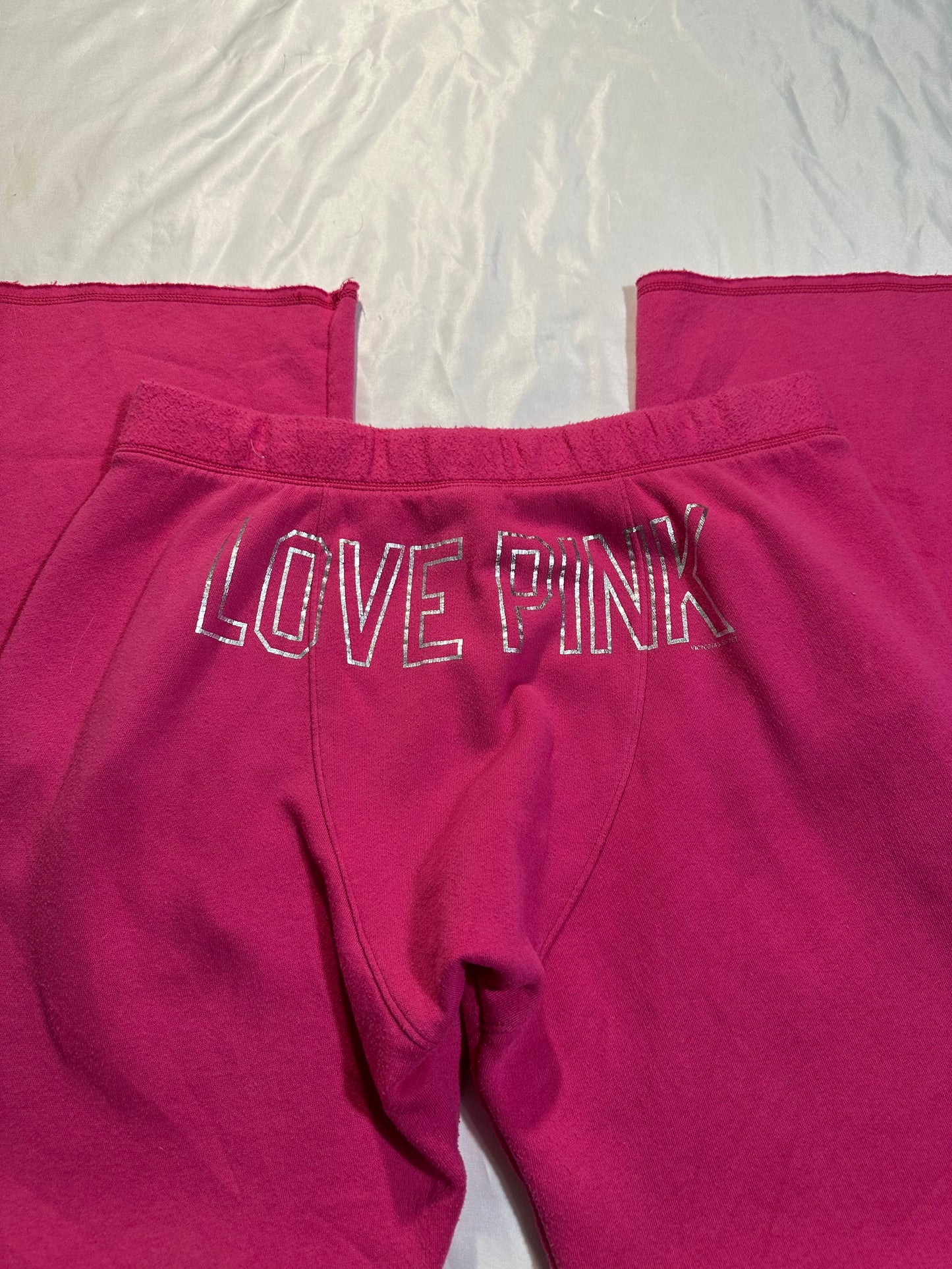 (M)vtg vs love pink flared sweats