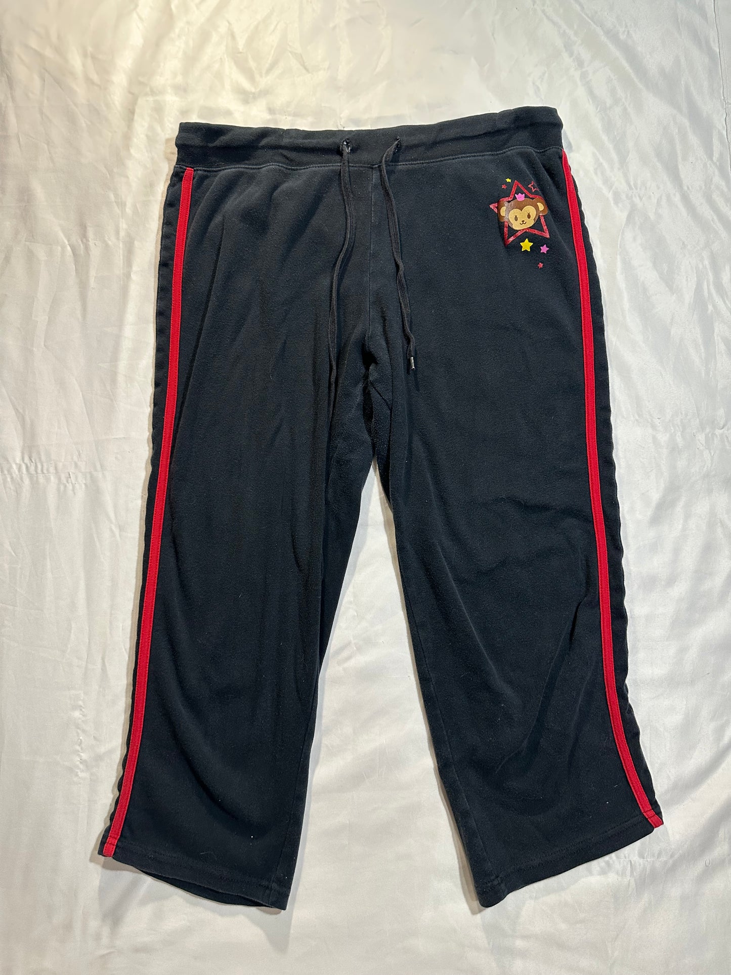 (L)early 2000s monkey “hottie” capri sweats