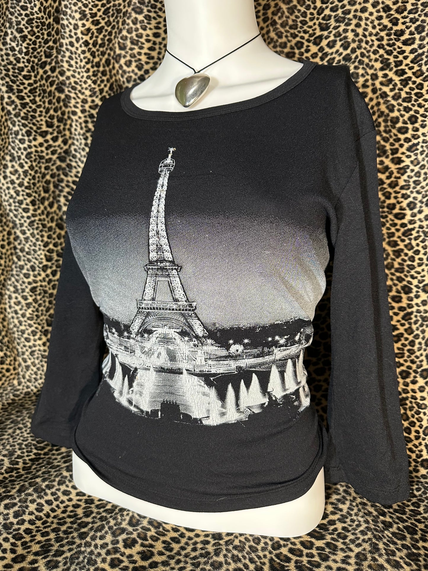 (L) early 2000s sparkly eiffel tower long sleeve