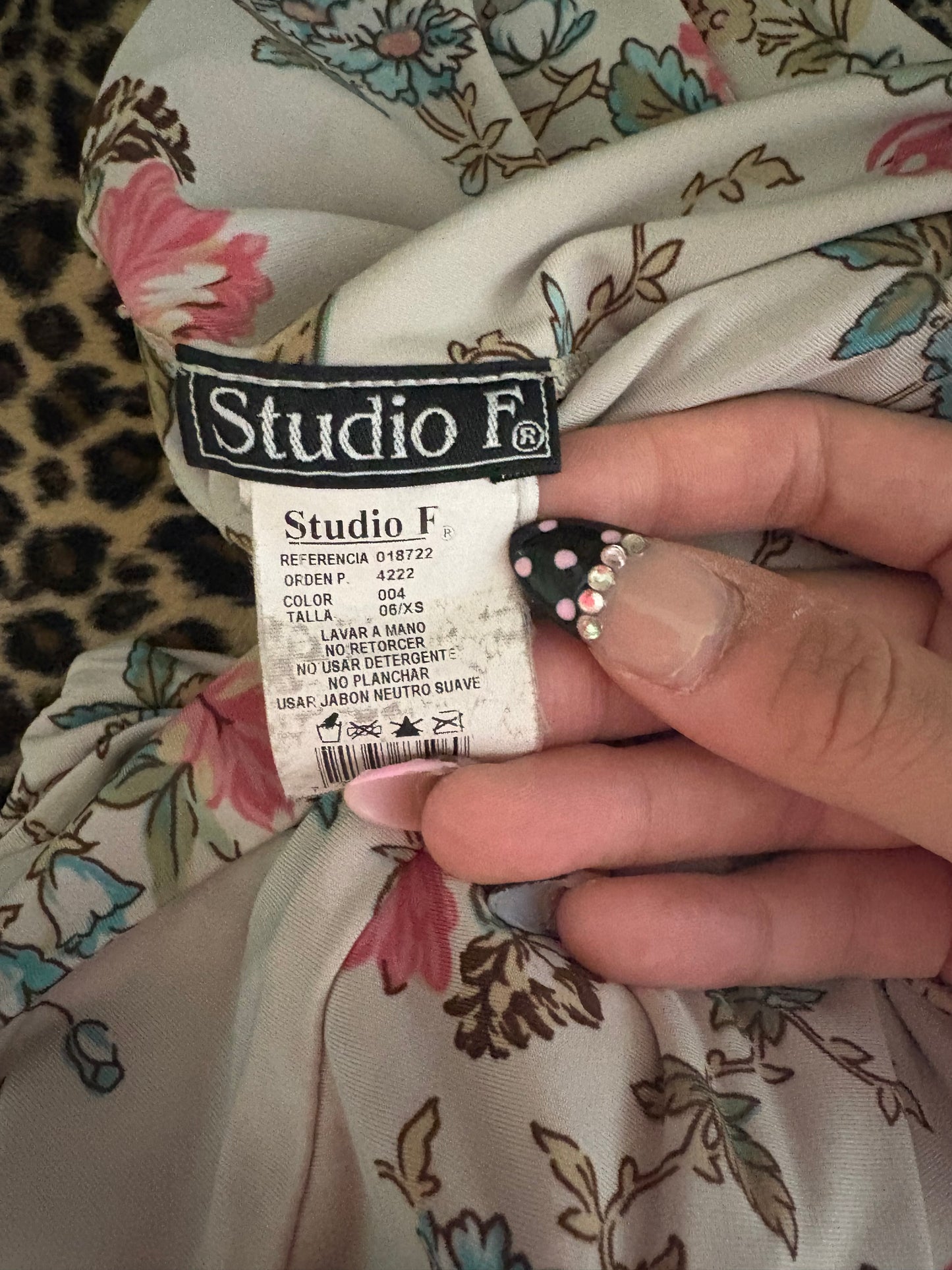 (S)early 2000s backless floral halter tank top