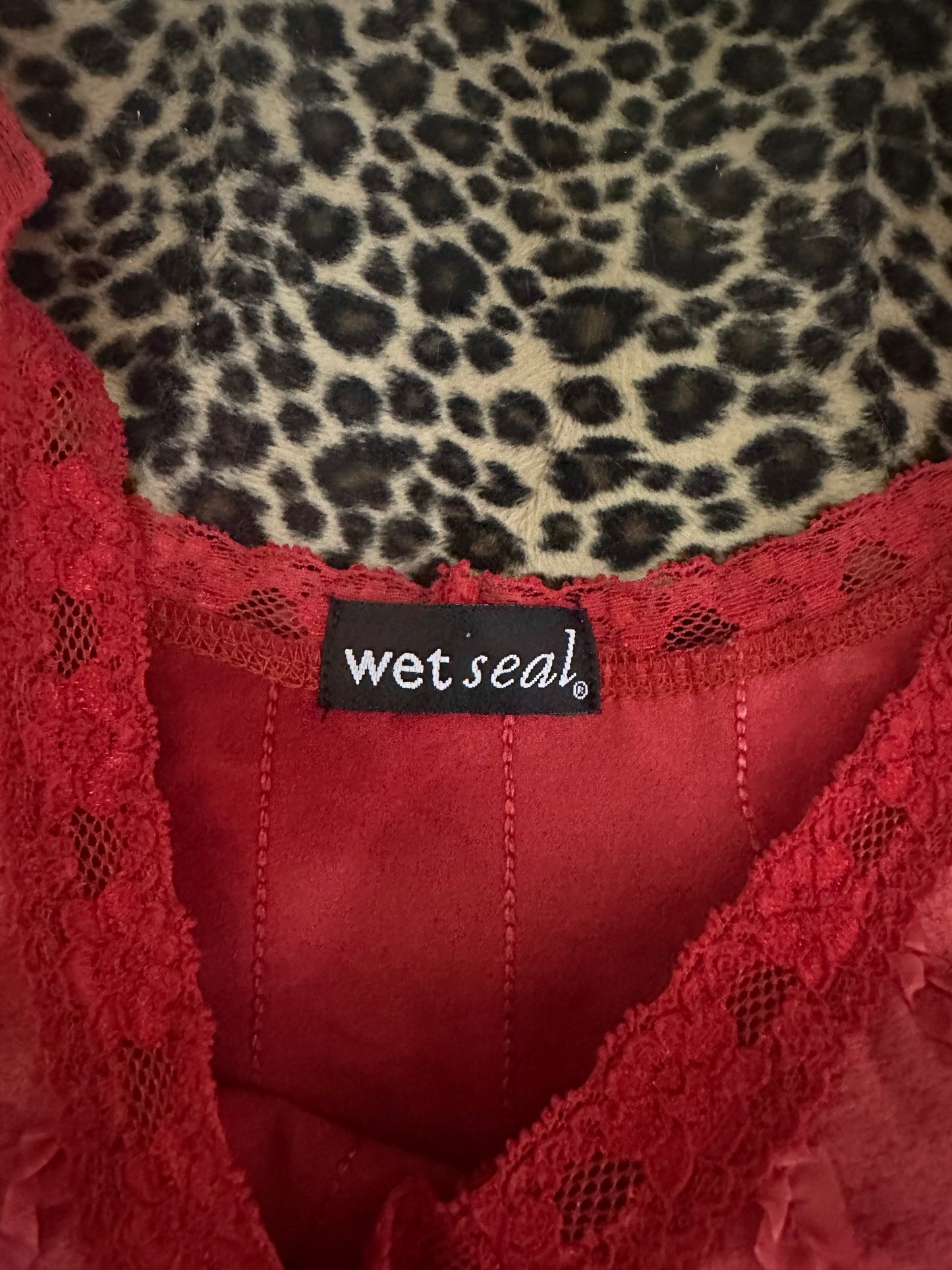 (M)vtg early 2000s wet seal red tank top
