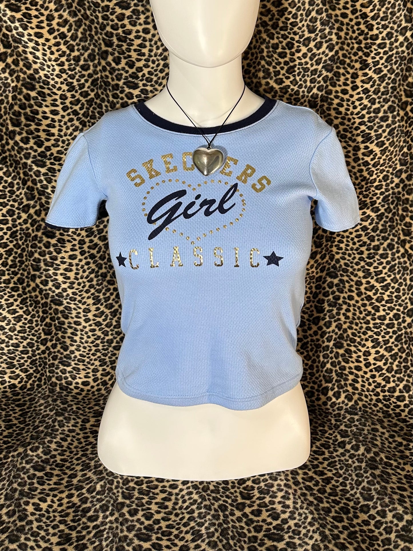 (XS)early 2000s skechers girls baby tee