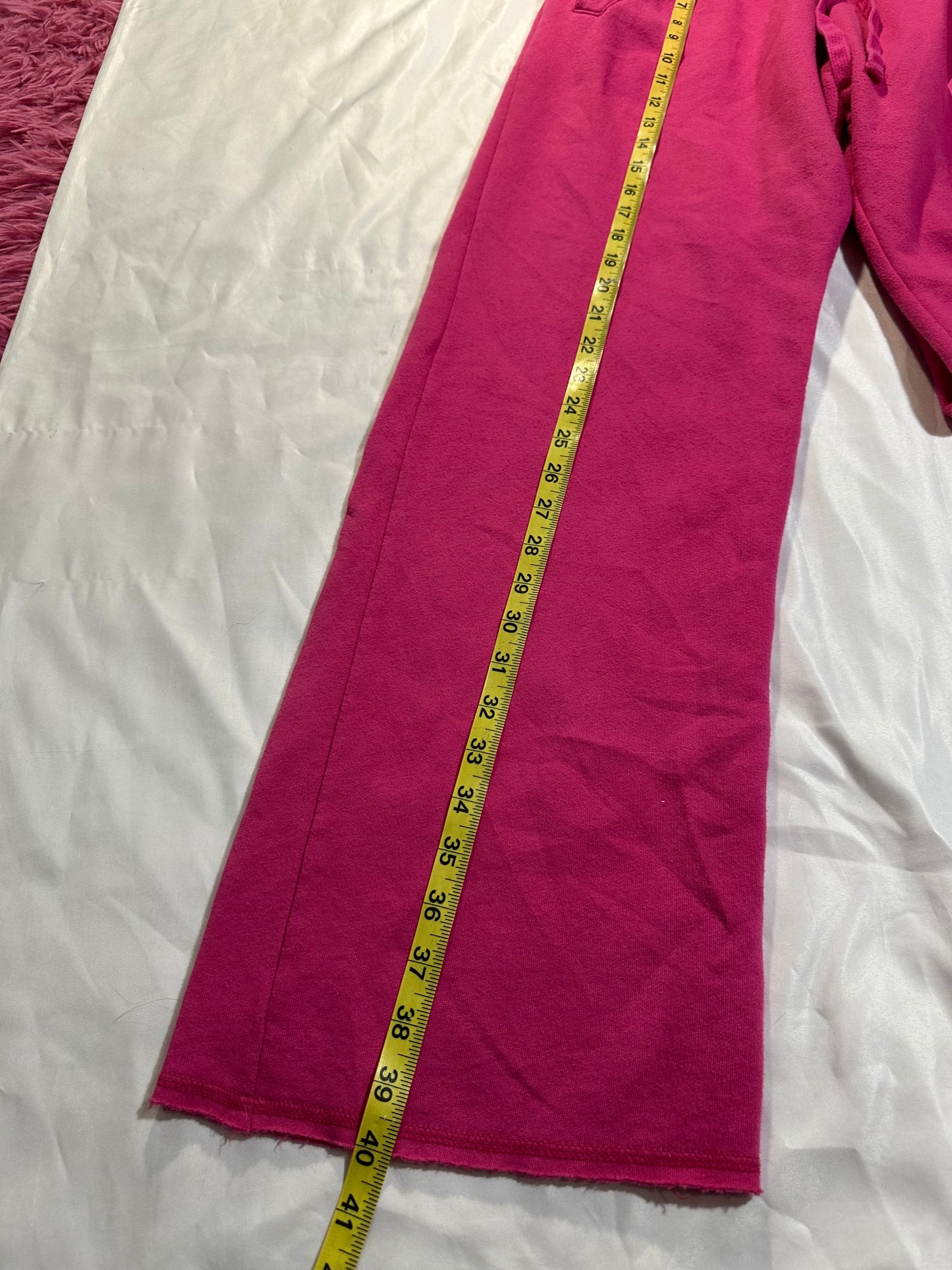 (M)vtg vs love pink flared sweats