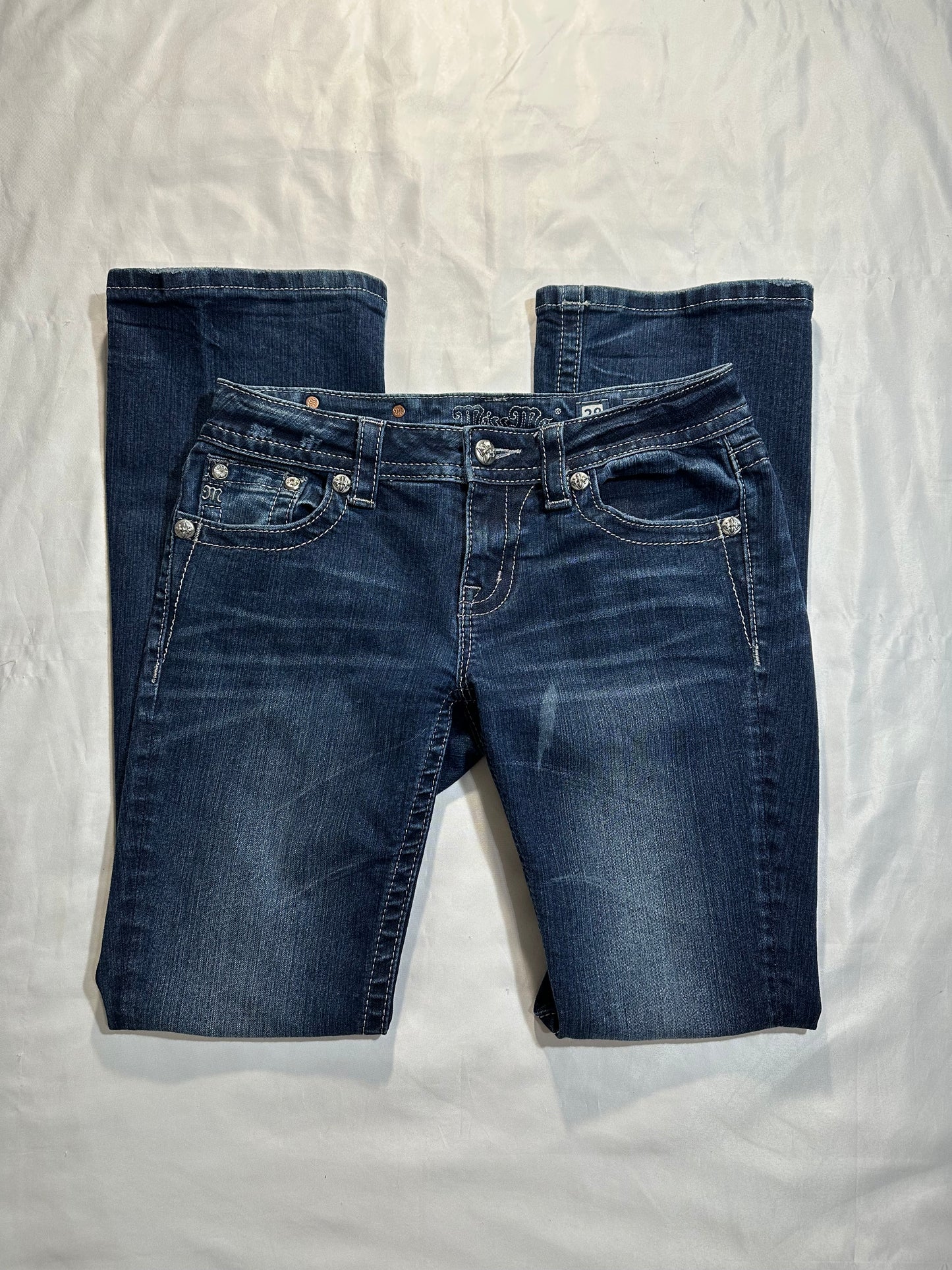 (SZ 28)embellished bootcut flared miss me jeans