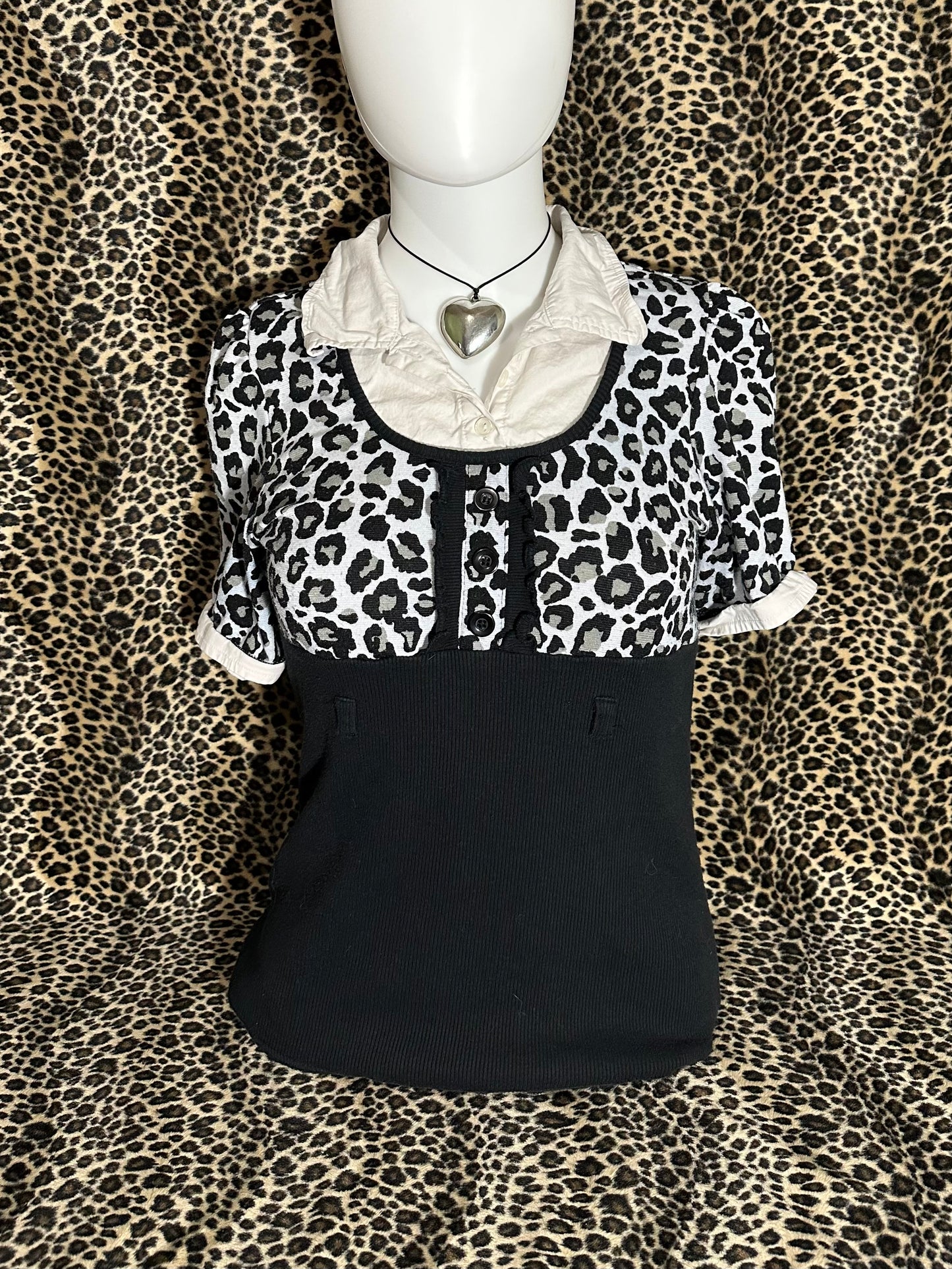 (XL)collared leopard print top