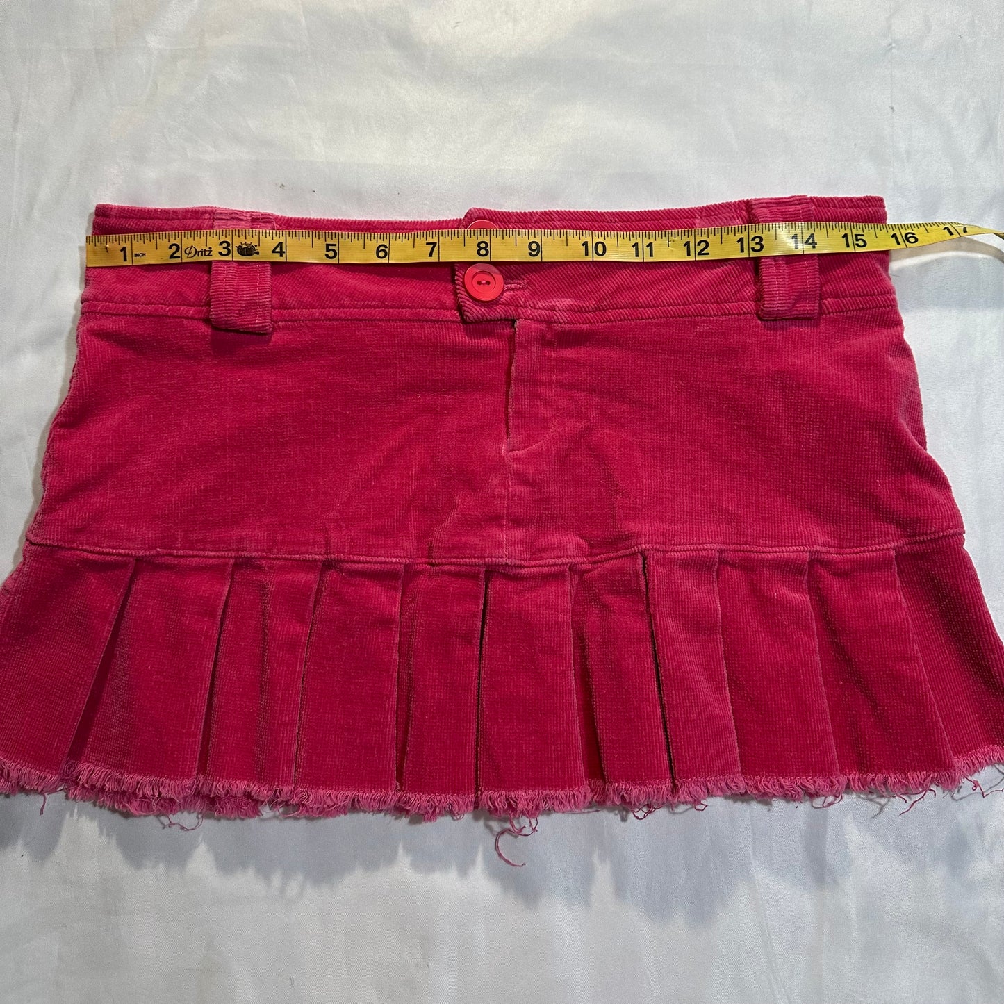 (S)vtg hot pink agaci pleated mini skirt