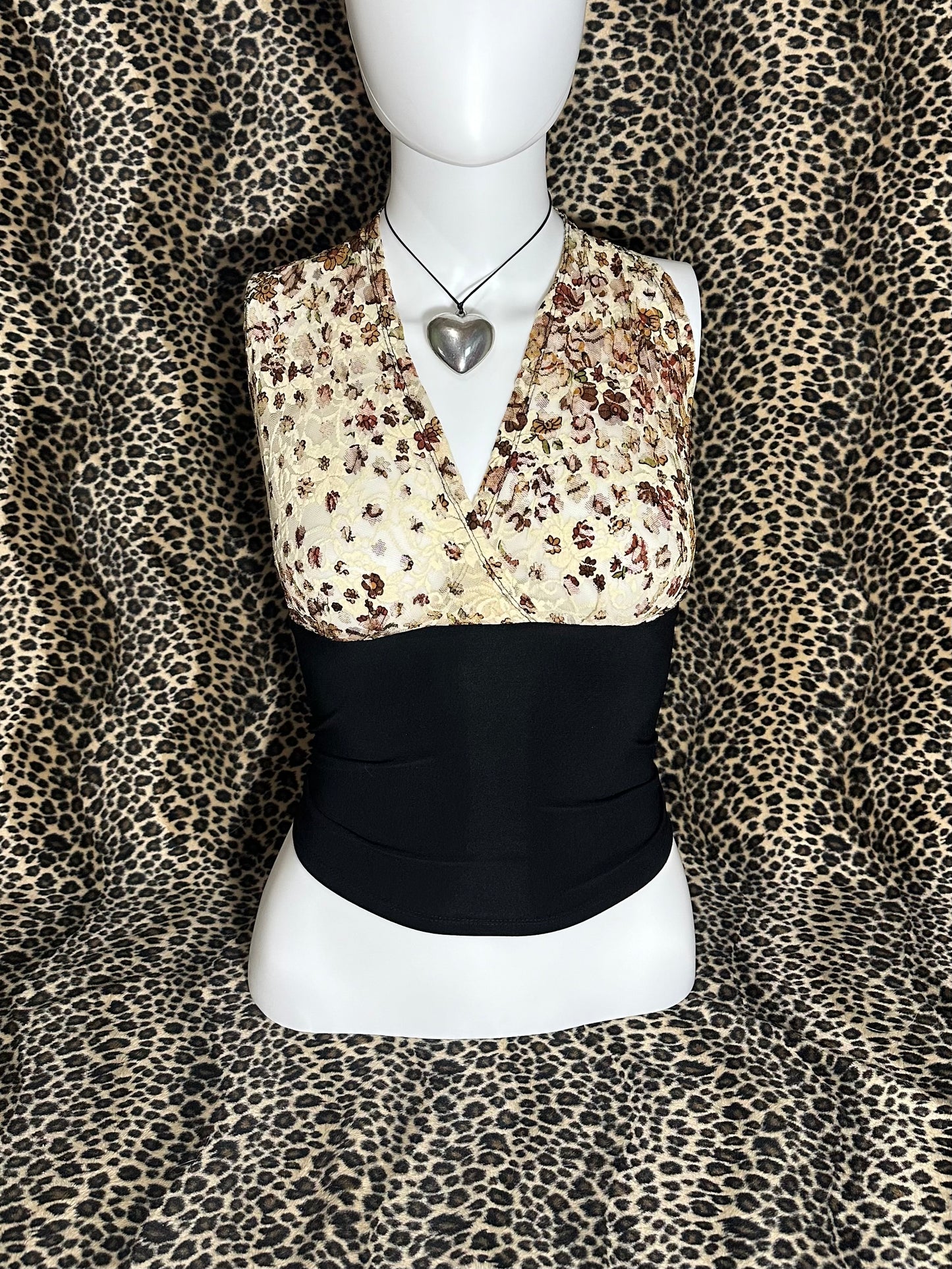 (S) lace black tank top