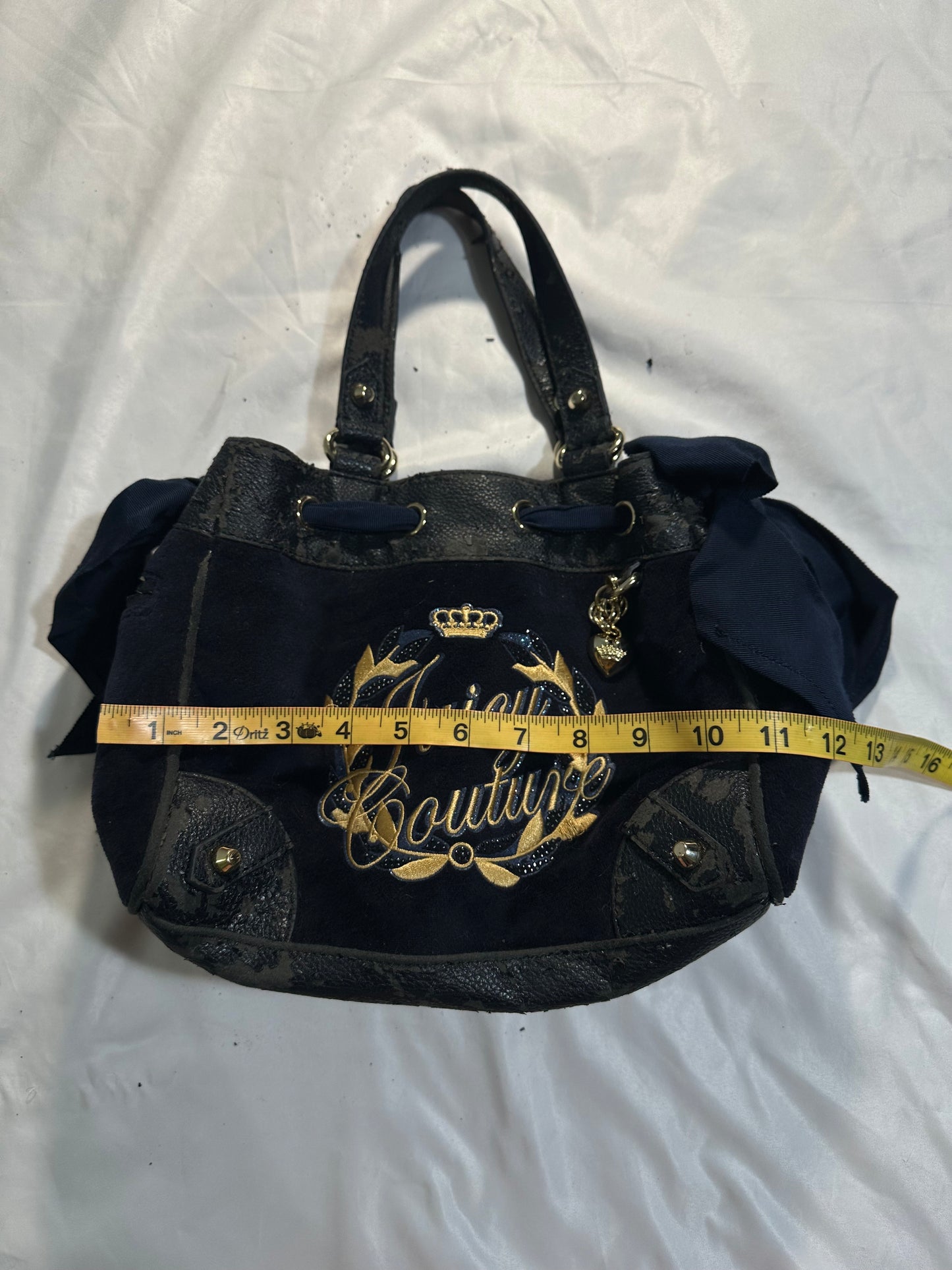 juicy couture navy velour mini daydreamer bag