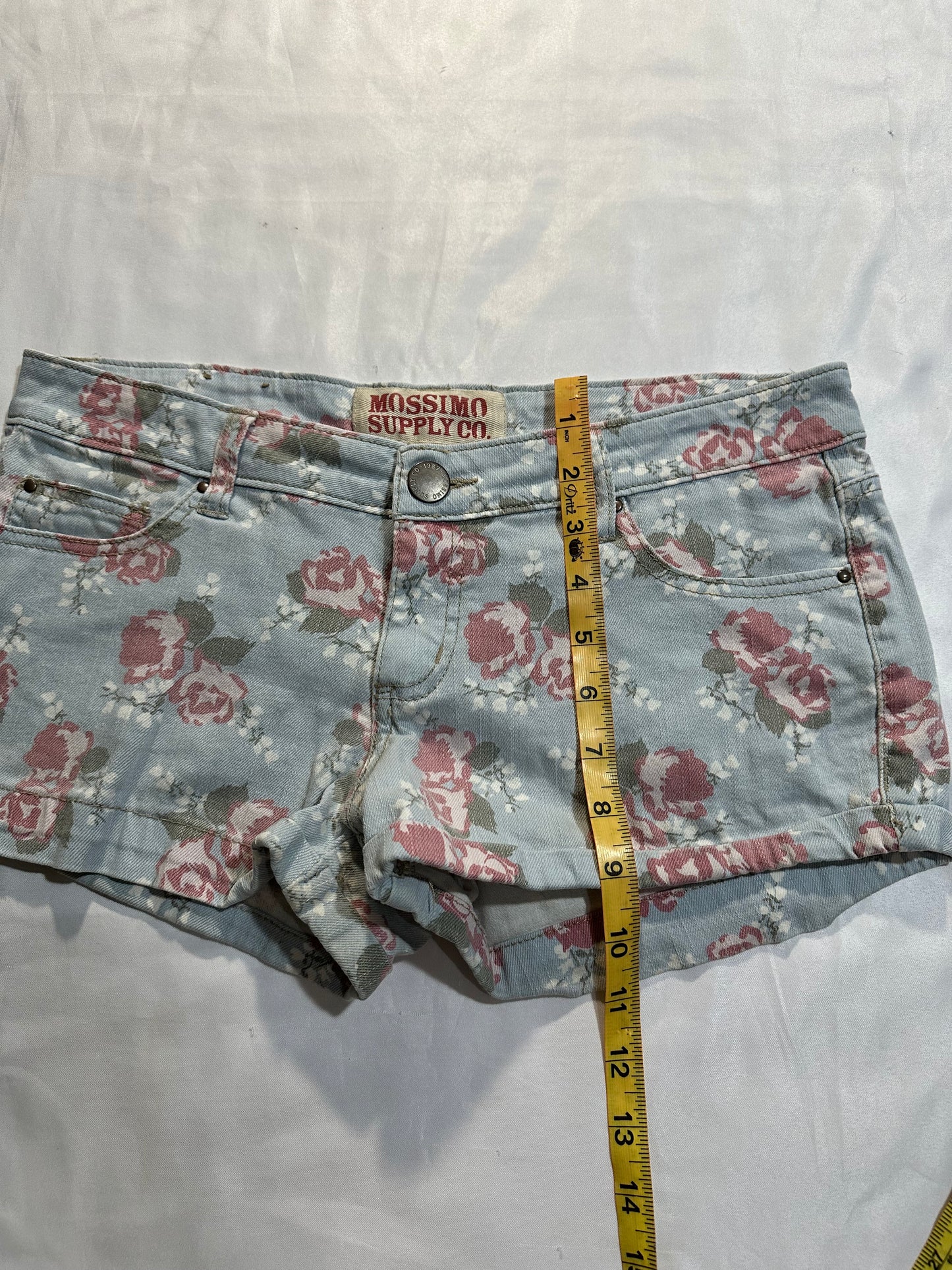 (SZ 5)2014 tumblr styled floral light wash denim shorts