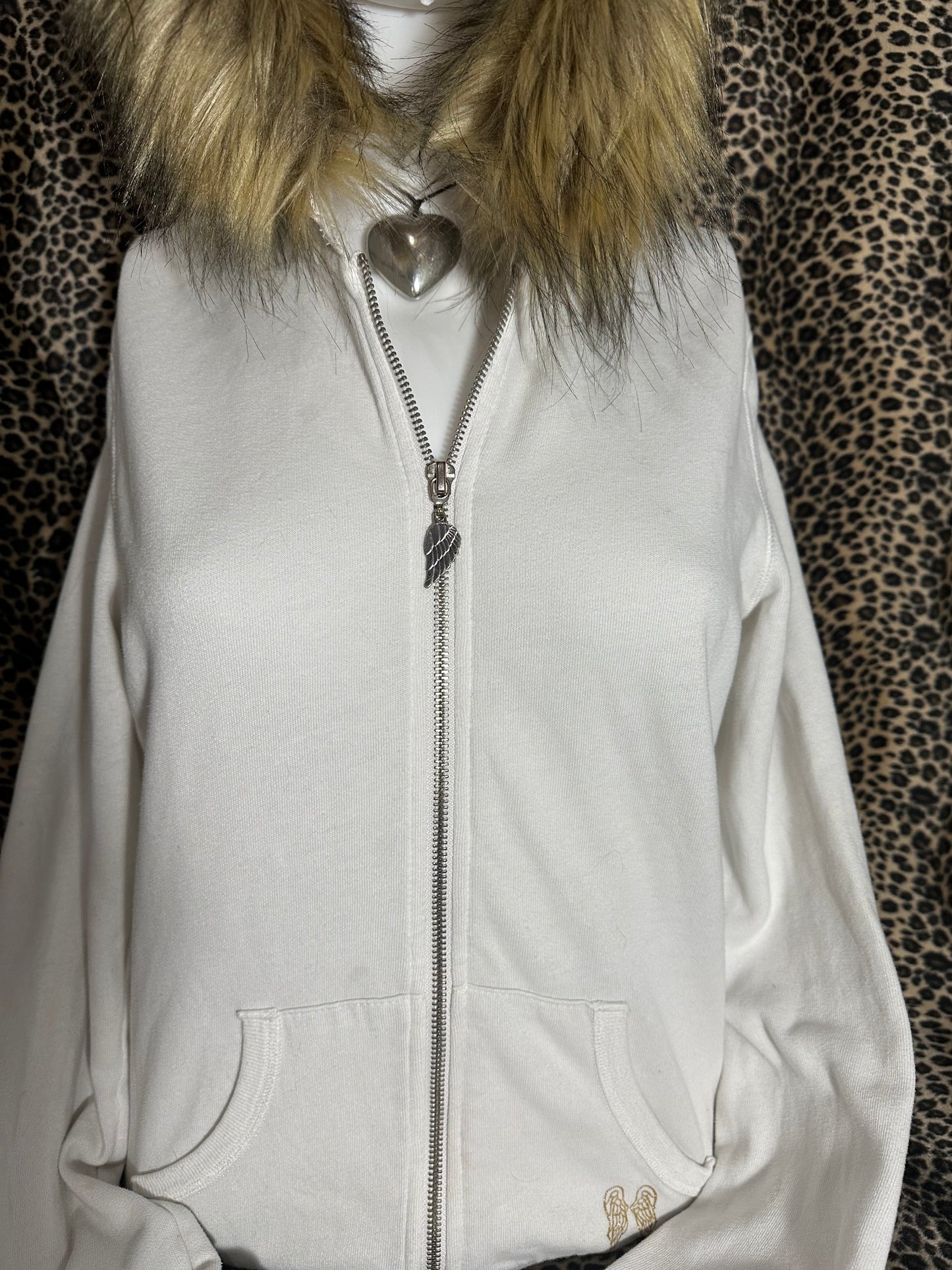 reworked vs pink white angel zip up