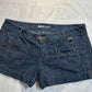 (SZ 11)early 2000s dark washed denim shorts